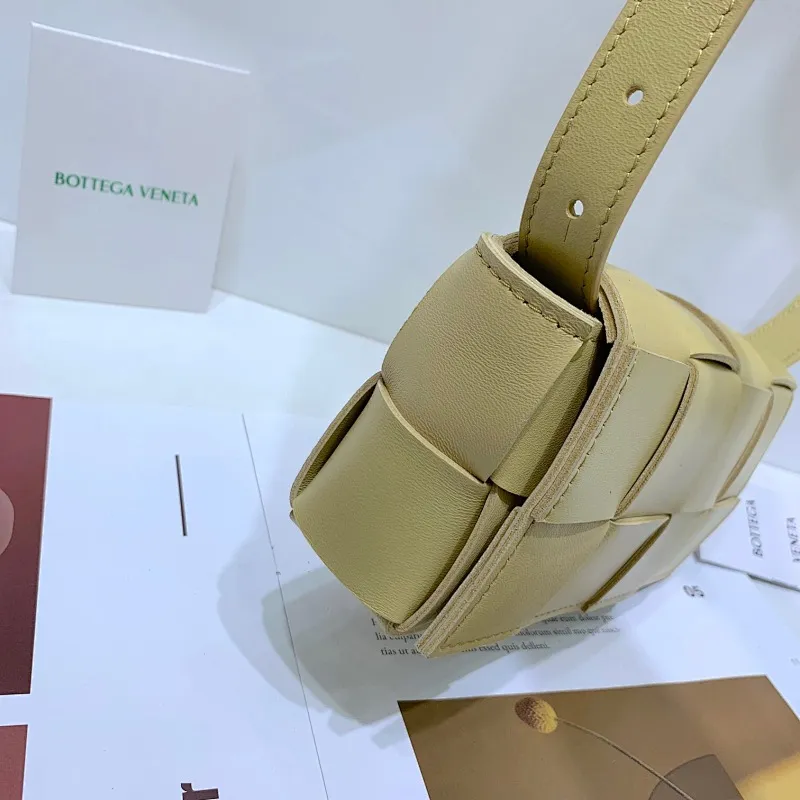 All categories 💚 Authentic bags 💚 BV 2025 new BV crossbody bag